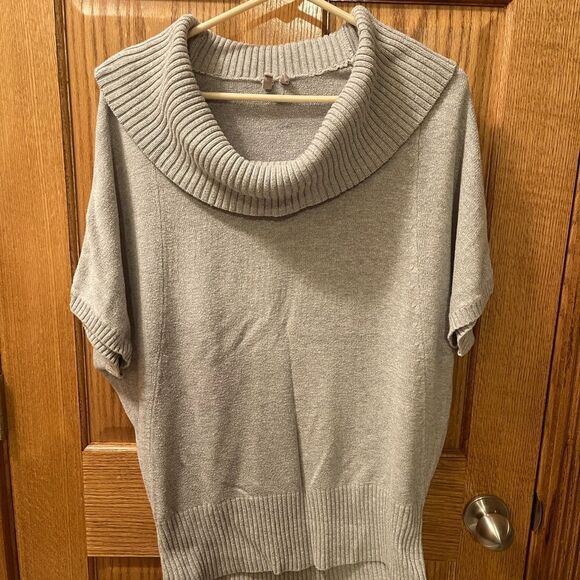 Caslon Sweaters - Womens Gray Ss Medium Cowl neck Sweater